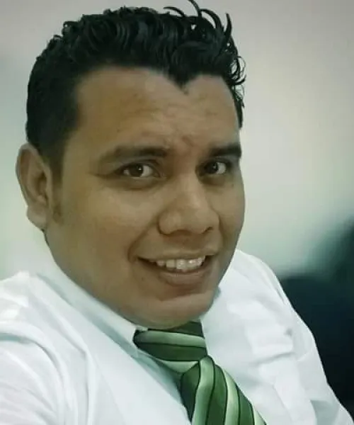 Dr. Moises Enrique Romero Briceno