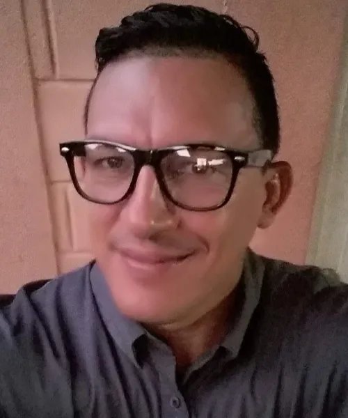 Lic. Erwin de los Santos Urbina Báez